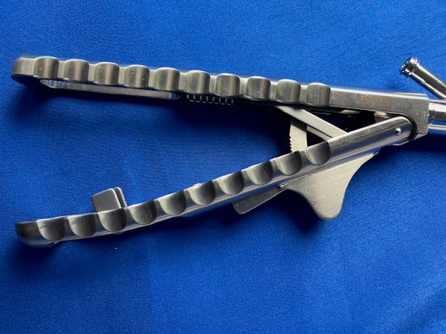 Ethicon E705R Laparoscopic Needle holder brand new